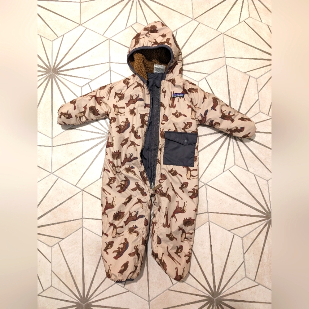 EUC Patagonia bunting 6-12mo reversable